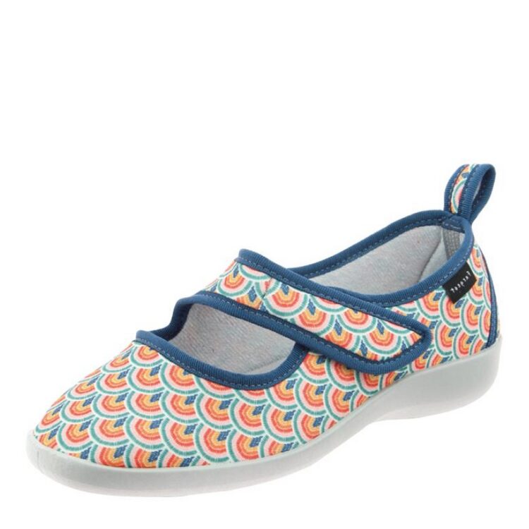 Pantoufles velcro Fargeot pour femme. Référence : Tangara multicolore. Disponible chez Chauss'Family magasin de chaussures à Issoire.
