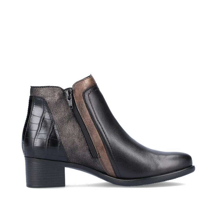 Bottines noires pour femme marque Remonte. Référence R5172-02 Schwarz Antik . Disponible chez Chauss'Family magasin de chaussures Issoire.