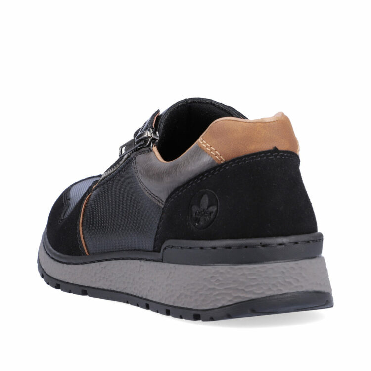 Baskets noires pour homme marque Rieker. Référence B9050-00 Schwarz. Disponible chez Chauss'Family magasin de chaussures Issoire.