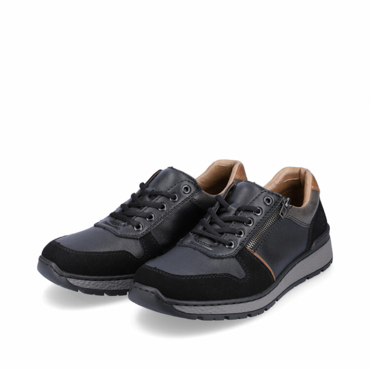 Baskets noires pour homme marque Rieker. Référence B9050-00 Schwarz. Disponible chez Chauss'Family magasin de chaussures Issoire.