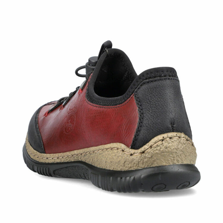 Baskets rouges pour femme marque Rieker. Référence N3271-36 Wine. Disponible chez Chauss'Family magasin de chaussures Issoire