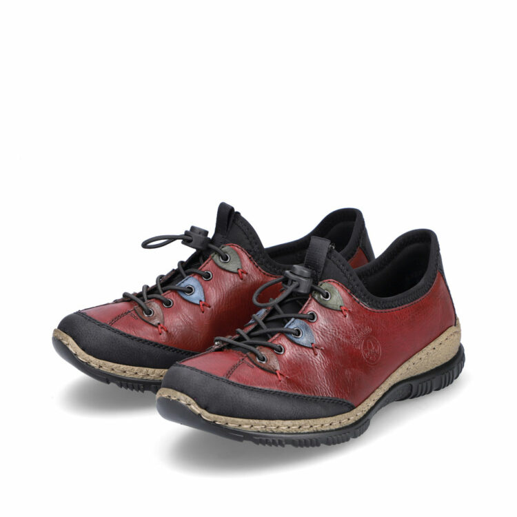 Baskets rouges pour femme marque Rieker. Référence N3271-36 Wine. Disponible chez Chauss'Family magasin de chaussures Issoire