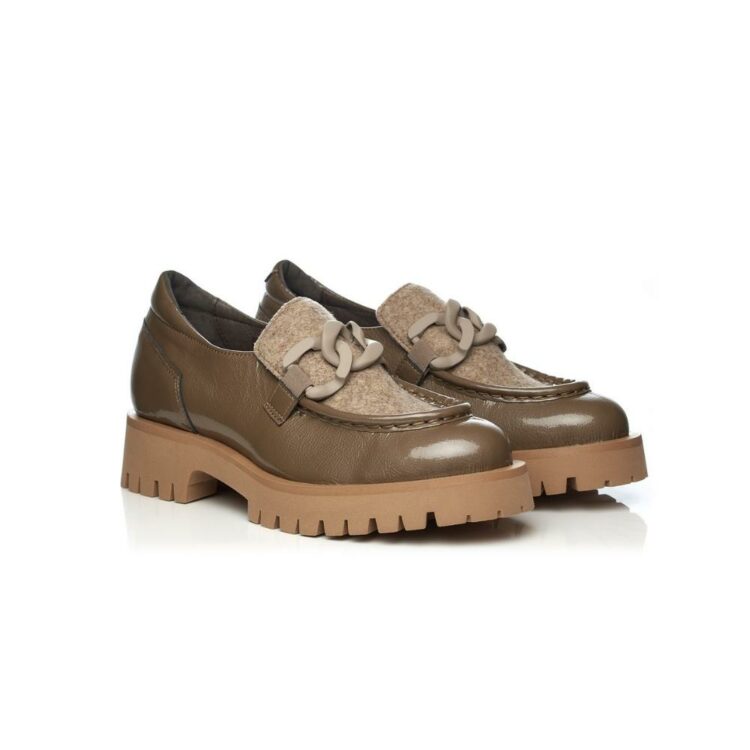 Mocassins kaki pour femme de la marque Softwaves. Référence 8.36.16/01 Kaki. Disponible chez Chauss'Family magasin de chaussures à Issoire