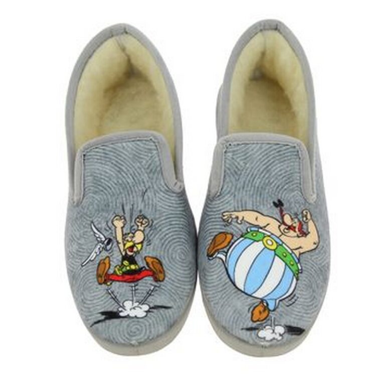 Charentaises motif Astérix pour homme marque La maison de l'espadrille référence A58H Gris. Disponible chez Chauss'Family magasin chaussures Issoire