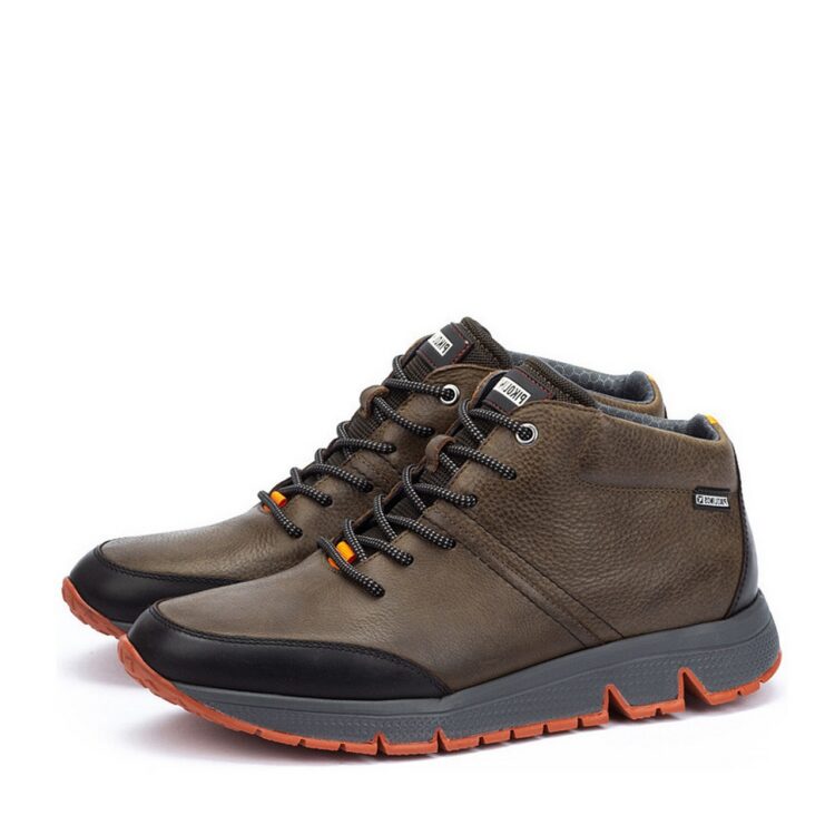 Bottines marron pour homme marque Pikolinos. Référence Ferrol M9U-8069NOC1 Kaki. Disponible chez Chauss'Family magasin chaussures Issoire