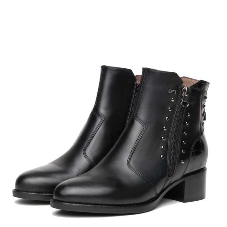 Bottines noires femme marque NeroGiardini. Référence I116761D 100 Nero. Disponible chez Chauss'Family magasin de chaussuresà Issoire.