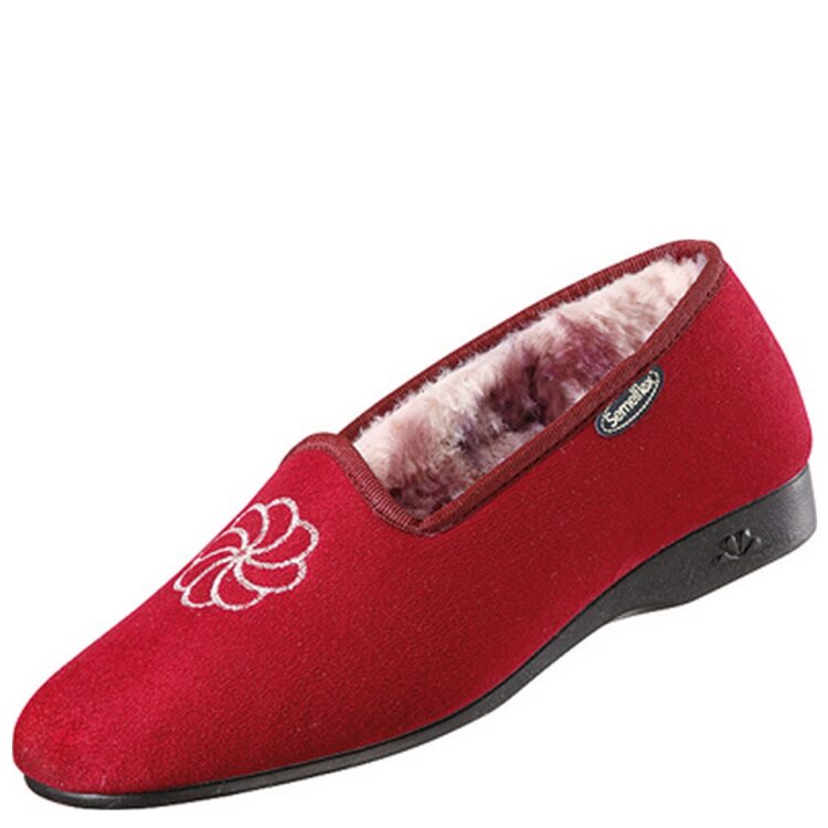 Pantoufles femme de la marque Semelflex Destinee bordeaux. Disponible chez Chauss'Family magasin de chaussures à Issoire.