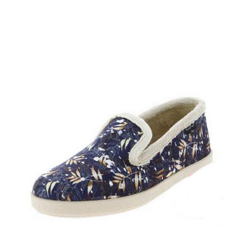 Pantoufles bleu marine pour femme marque Fargeot référence Gracieuse marine. Disponible chez Chauss'Family magasin de chaussures à Issoire.