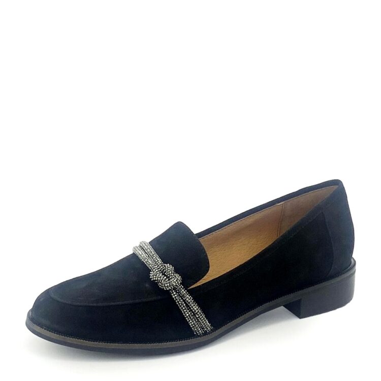 Mocassins noirs pour femme de la marque Mam'zelle. Référence Itar Noir. Disponible chez Chauss'Family magasin de chaussures à Issoire.