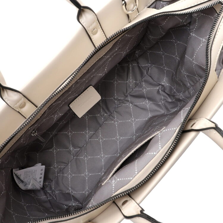Sac cabas noir pour femme de la marque Tamaris. Référence Juliane 31901-400 Beige. Disponible chez Chauss'Family magasin de chaussures et sacs à Issoire.