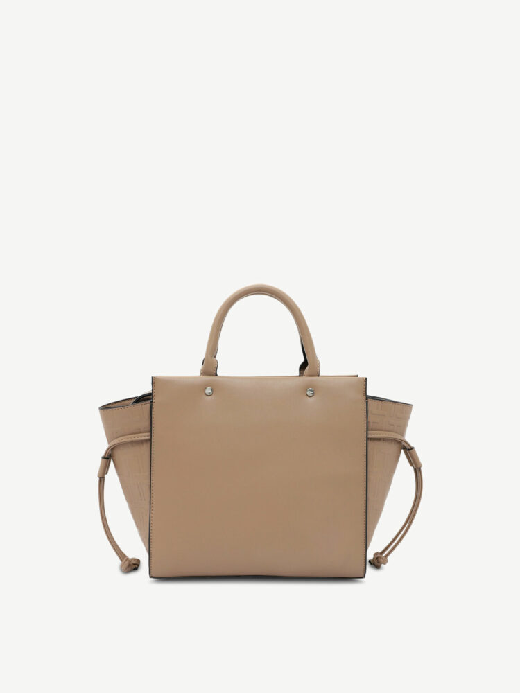 Sac cabas noir pour femme de la marque Tamaris. Référence Juliane 31901-900 Taupe. Disponible chez Chauss'Family magasin de chaussures et sacs à Issoire.