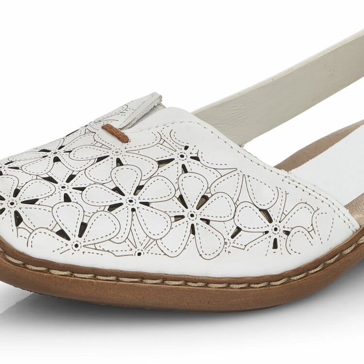 Mocassins blancs de la marque Rieker 41356-80 Weiss. Référence Disponible chez Chauss'Family magasin de chaussures à Issoire.
