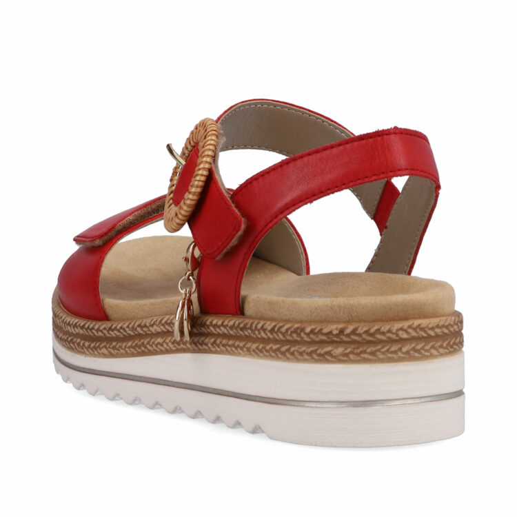 Sandales rouges pour femme de la marque Remonte. Référence : D0Q52-33 Flamme. Disponible chez Chauss'Family magasin de chaussures à Issoire.