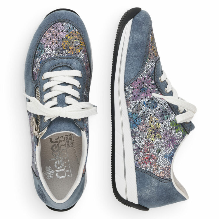 Baskets bleues pour femme marque Rieker. Référence N1113-12 Adria. Disponible chez Chauss'Family magasin de chaussures à Issoire.