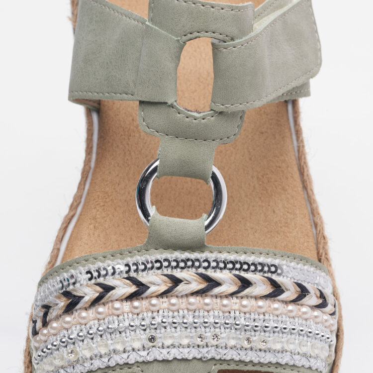 Mules vertes de la marque Rieker. Référence V79M6-52 Pistazie. Disponible chez Chauss'Family magasin de chaussures à Issoire.