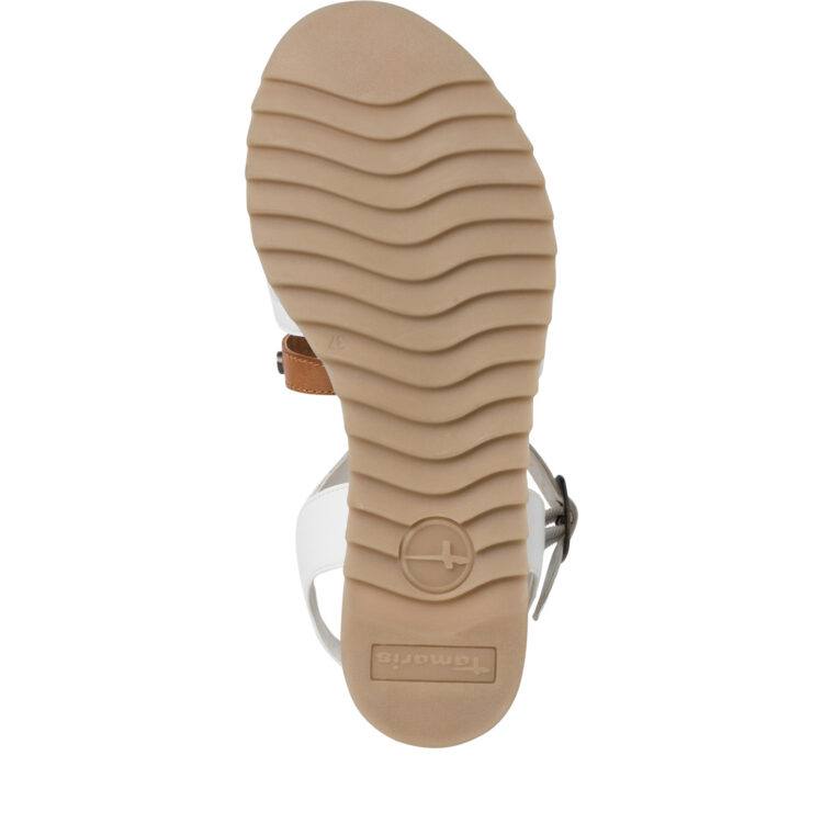 Sandales compensées pour femme de la marque Tamaris. Référence : 28311-20 139 White/Cognac. Disponible chez Chauss'Family magasin de chaussures à Issoire.