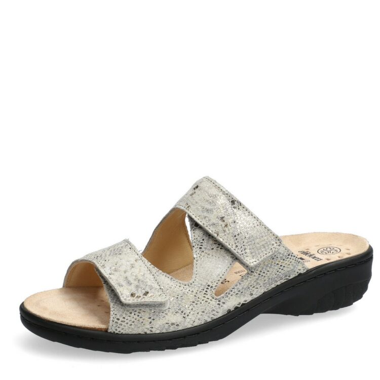 Sandales réglables pour femme marque Mobils. Geva Boa Platinum. Disponible chez Chauss'Family magasin de chaussures à Issoire