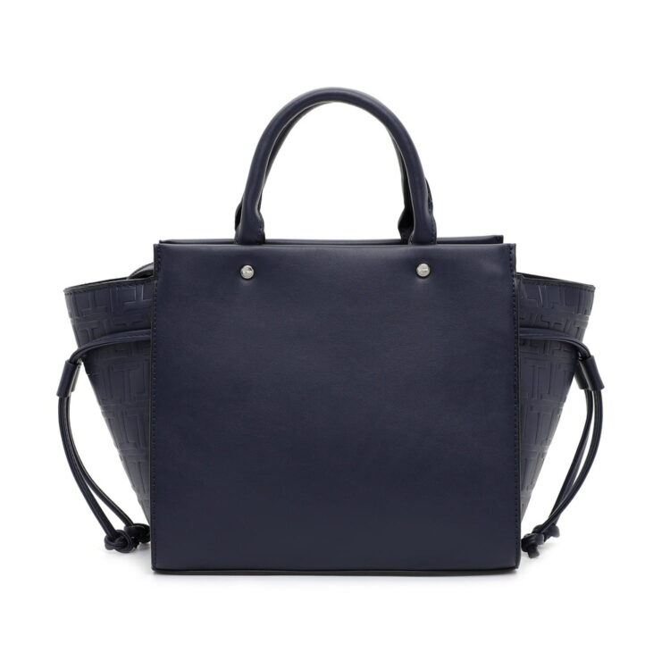 Sac cabas bleu marine pour femme de la marque Tamaris. Référence Juliane 31901-500 Blue. Chauss'Family magasin de chaussures et sacs à Issoire.