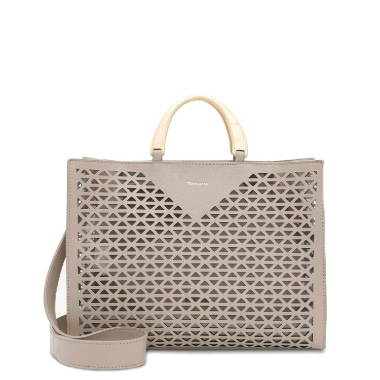 Sac cabas beige de la marque Tamaris. Référence : Lavinia 32091.900 taupe. Disponible chez Chauss'Family magasin de chaussures et sacs à main à Issoire.