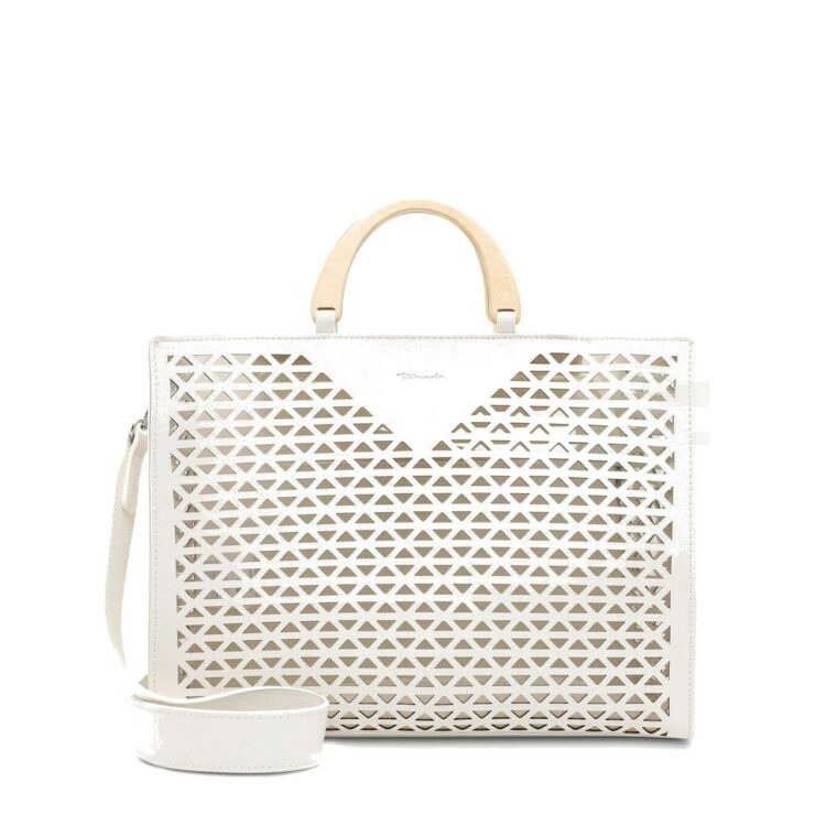 Sac cabas blanc de la marque Tamaris. Référence : Lavinia 32091.300 white. Disponible chez Chauss'Family magasin de chaussures et sacs à main à Issoire.