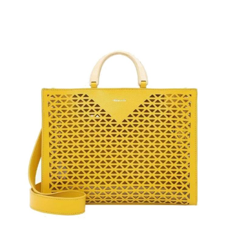 Sac cabas jaune de la marque Tamaris. Référence : Lavinia 32091.460 yellow. Disponible chez Chauss'Family magasin de chaussures et sacs à main à Issoire.