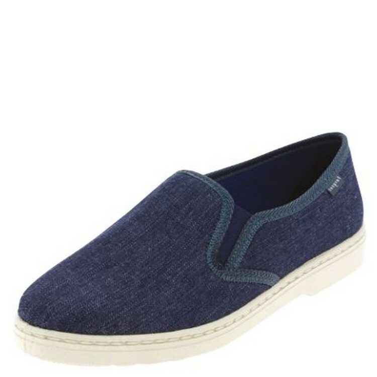 Pantoufles marine de la marque Fargeot pour homme. Référence : Stephan Marine. Disponible chez Chauss'Family magasin de chaussures à Issoire.