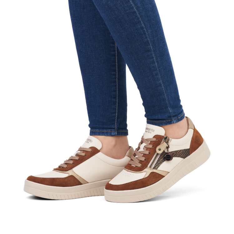 Baskets marron et beige pour femme marque Remonte. Référence D0J01-24 Ginger Gold. Disponible chez Chauss'Family magasin de chaussures à Issoire.