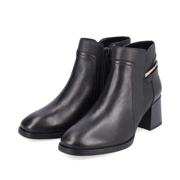 Bottines noires pour femme marque Remonte. Référence D0V74-01 Schwarz. Disponible chez Chauss'Family magasin de chaussures Issoire.