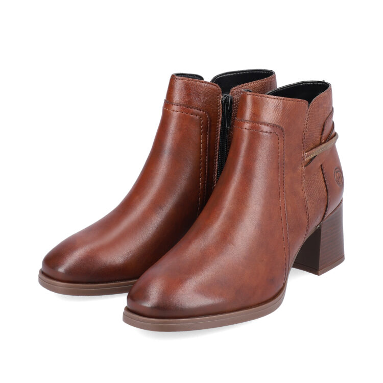 Bottines marron pour femme marque Remonte. Référence D0V74-22 Chestnut. Disponible chez Chauss'Family magasin de chaussures Issoire.