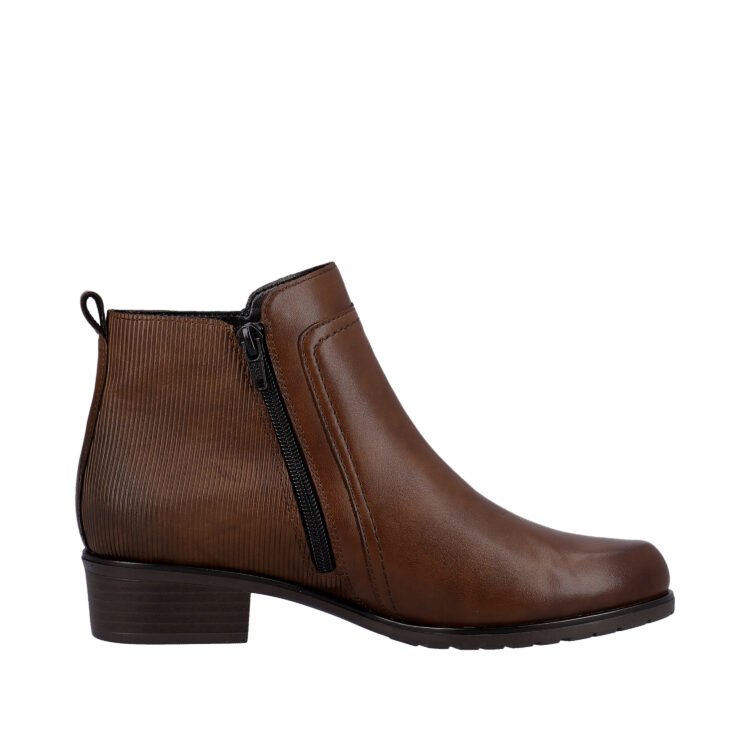 Bottine marron pour femme marque Remonte. Référence D6882-22 Chestnut. Disponible chez Chauss'Family magasin de chaussures Issoire.