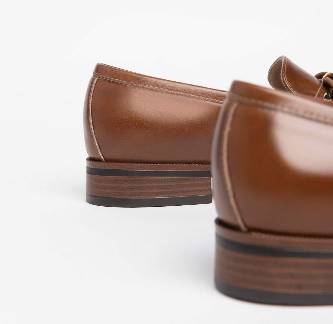Mocassins marron pour femme marque NeroGiardini. Référence I308170D 400 Cuoio. Disponible chez Chauss'Family magasin de chaussures à Issoire.