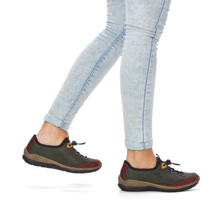 Baskets vertes pour femme marque Rieker. Référence N3271-54 Eagle. Disponible chez Chauss'Family magasin de chaussures Issoire