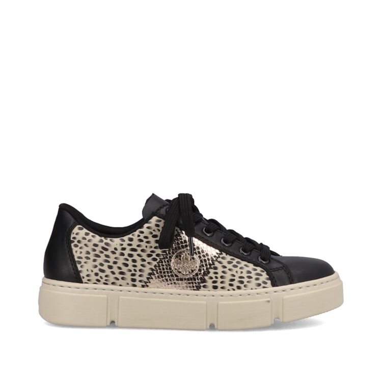 Baskets noires pour femme marque Rieker. Référence N5910-62 Schwarz. Disponible chez Chauss'Family magasin de chaussures à Issoire.
