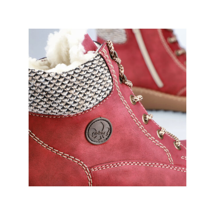 Bottines rouges chaudes pour femme marque Rieker. Référence Z6620-33 Rot. Disponible chez Chauss'Family magasin de chaussures Issoire.