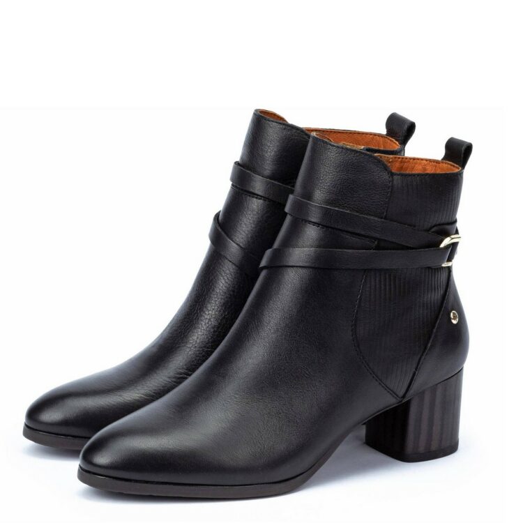 Bottines à talons pour femme marque Pikolinos. Référence Calafat W1Z-8841 Black. Disponible chez Chauss'Family magasin de chaussures Issoire