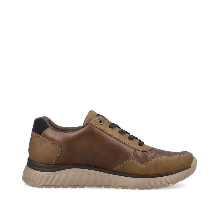 Baskets marron pour homme marque Rieker. Référence B0601-24 Mandel. Disponible chez Chauss'Family magasin de chaussures Issoire.