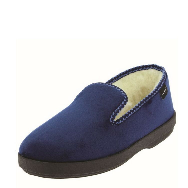 Charentaises bleues pour femme marque Fargeot référence Germaine Marine. Disponible chez Chauss'Family magasin de chaussures à Issoire.