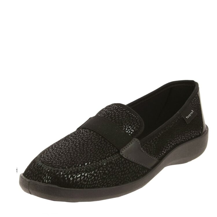 Pantoufles noires marque Fargeot référence Mariane Noir. Disponible chez Chauss'Family magasin de chaussures à Issoire.