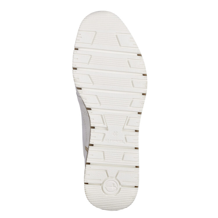 Baskets blanches de la marque Tamaris. Référence 23787-42 197 White comb. Disponible chez Chauss'Family magasin de chaussures à Issoire.