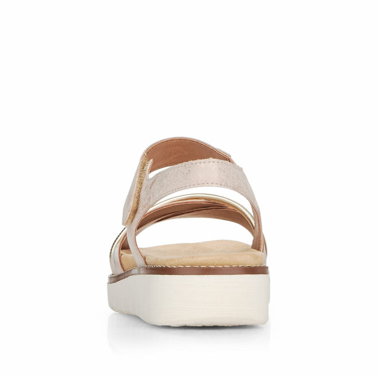 Sandales métallisées pour femme de la marque Remonte. Référence : D2058-31 rosa gold. Disponible chez Chauss'Family magasin de chaussures à Issoire.
