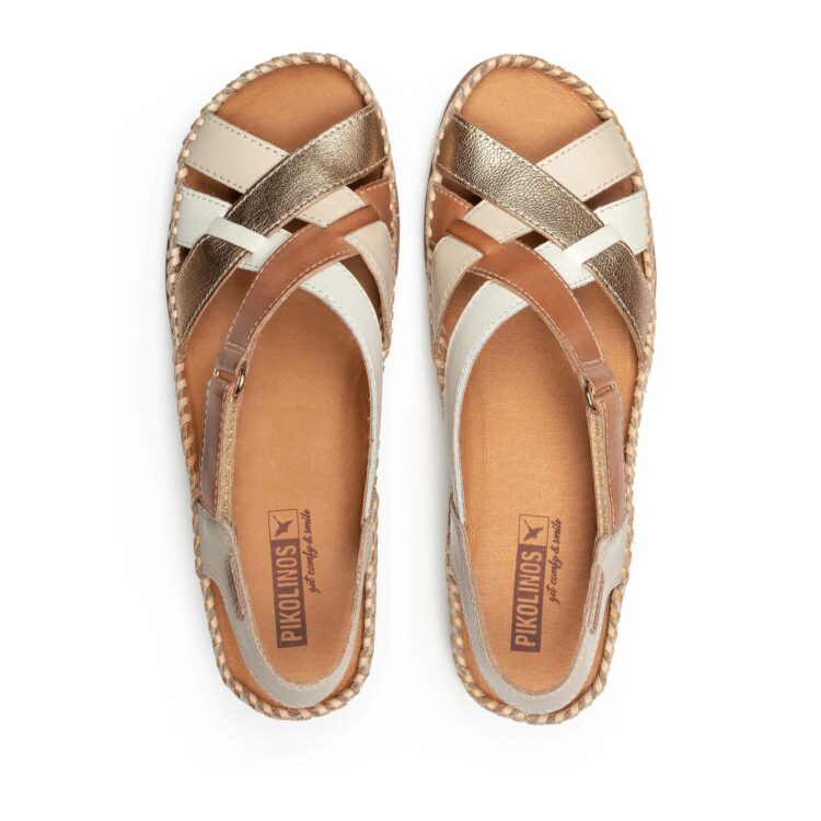 Sandales beiges pour femme de la marque Pikolinos. Référence : Cadaques W8K-0741C2 Disponible chez Chauss'Family chaussures à Issoire.