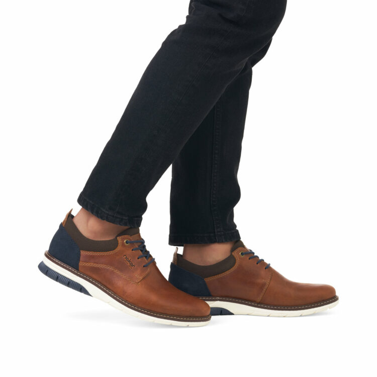Chaussures marron pour homme marque Rieker. Référence 14405-24 Amaretto. Disponible chez Chauss'Family magasin de chaussures à Issoire.