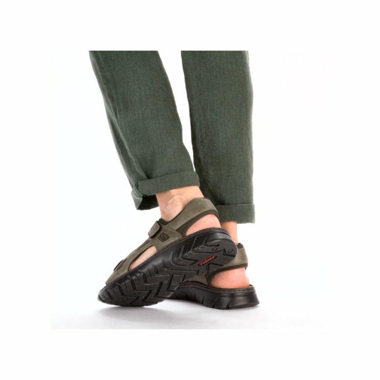 Sandales kaki pour homme de la marque Rieker. Référence 26761-54 Olive. Disponible chez Chauss'Family magasin de chaussures à Issoire