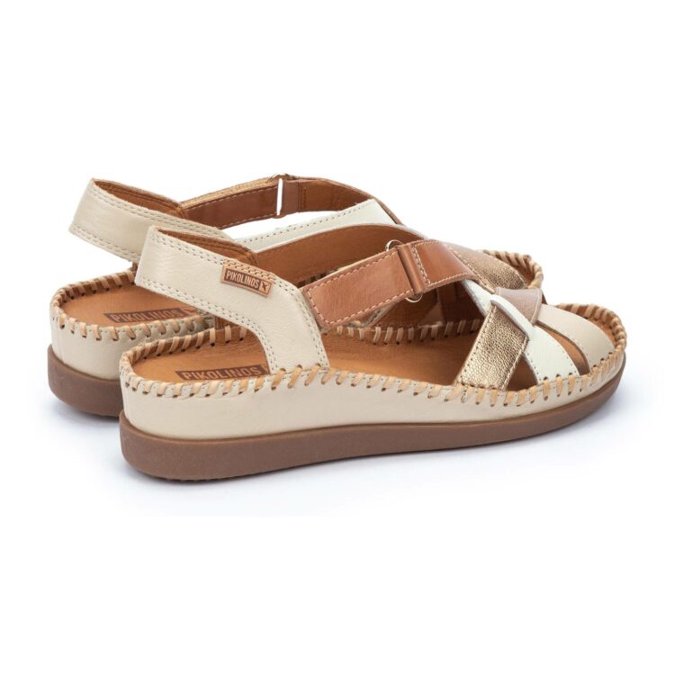 Sandales beiges pour femme de la marque Pikolinos. Référence : Cadaques W8K-0741C2 Disponible chez Chauss'Family chaussures à Issoire.