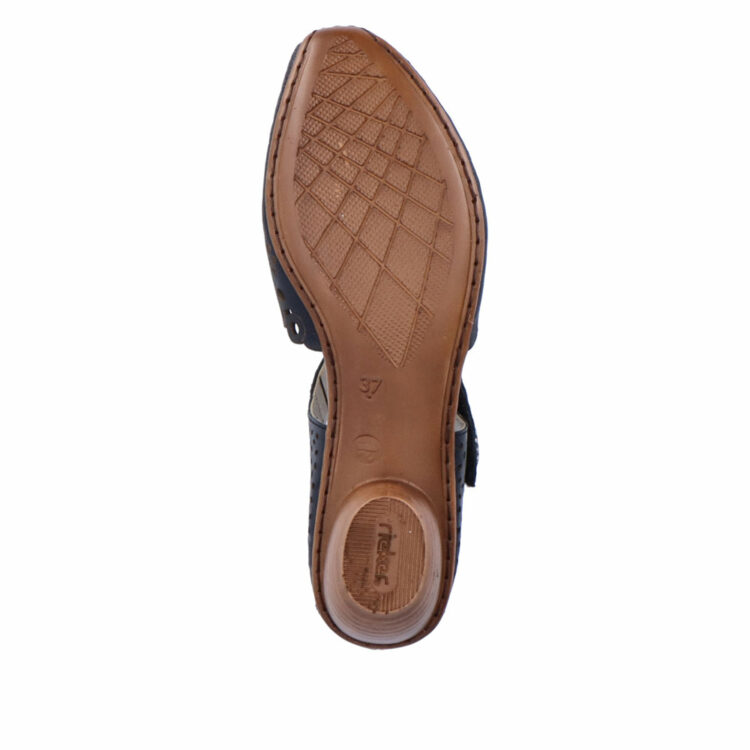 Chaussures à talons bout fermé de la marque Rieker 43753-14 Pazifik. Référence Disponible chez Chauss'Family magasin de chaussures à Issoire.