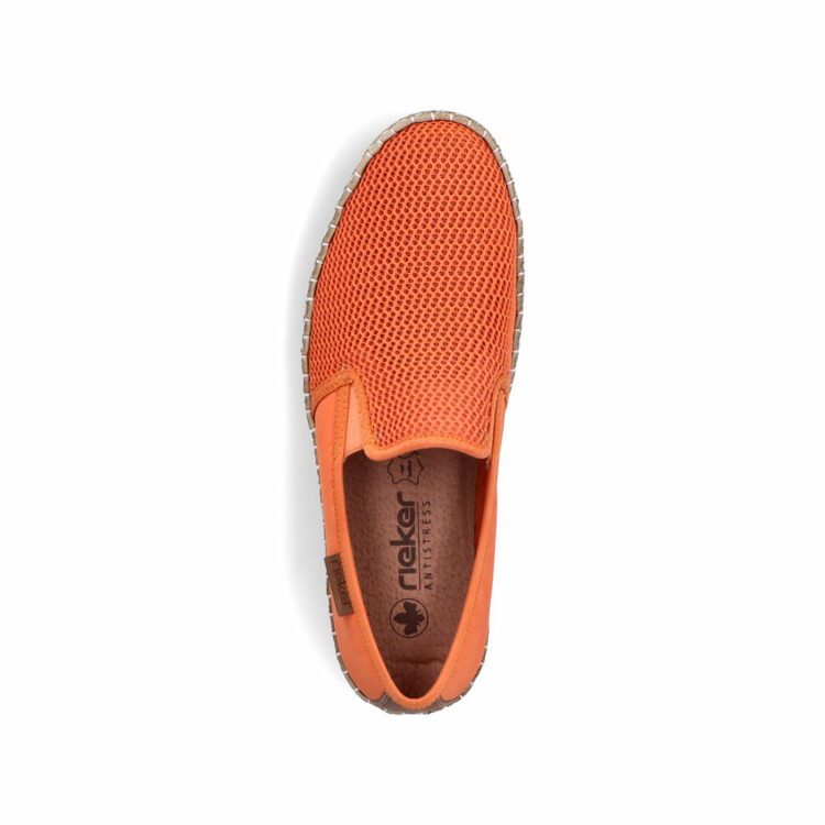 Mocassins toile de la marque Rieker. Référence B5265-38 Orange. Disponible chez Chauss'Family magasin de chaussures à Issoire.