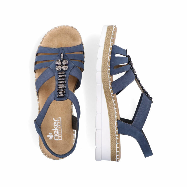 Sandales bleues compensées pour femme de la marque Rieker. Référence : V1206-14 jeans. Disponible chez Chauss'Family magasin de chaussures à Issoire.