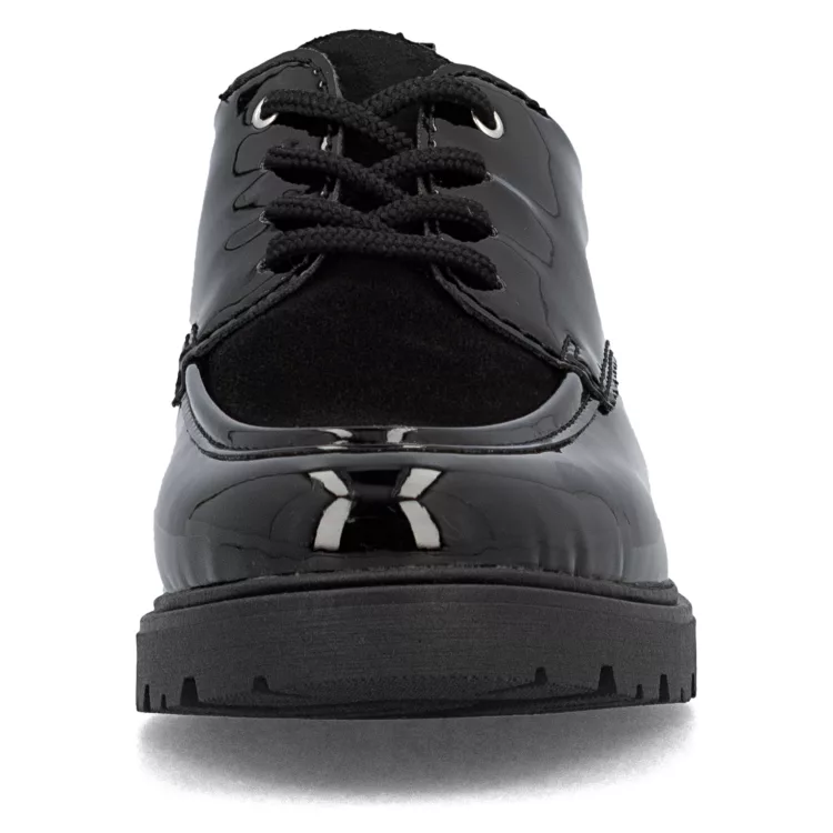 Derbies noires vernies de la marque Rieker pour femme. Référence : 45500-00 Noir. Disponible chez Chauss'Family magasin de chaussures à Issoire.
