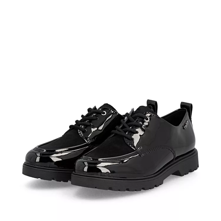 Derbies noires vernies de la marque Rieker pour femme. Référence : 45500-00 Noir. Disponible chez Chauss'Family magasin de chaussures à Issoire.