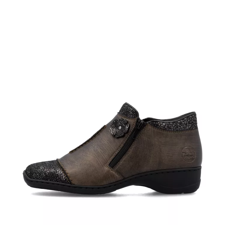 Bottillons bronze pour femme de la marque Rieker. Référence 58388-25 Bosra. Disponible chez Chauss'Family magasin de chaussures à Issoire.
